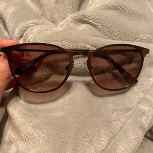 foster grant sunglasses like new